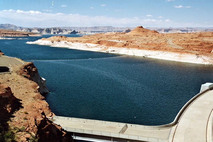 Lake Powell mit Glen Canyon Dam und Antelope Island (14. Mai)