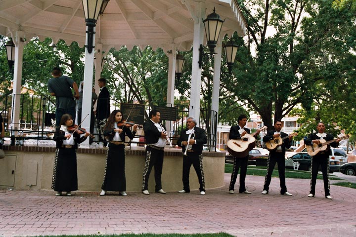 mexikanische Hochzeit in Santa Fe (16. Mai)