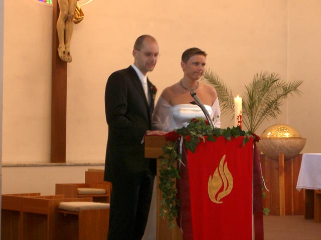 Christian und Brigitte in der Pfarrkirche Ma. Himmelfahrt