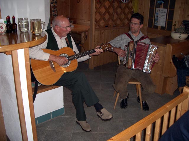 im Schutzhaus Teichhütte (21. Juni)