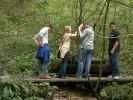 Andre, Regina, Markus und Christian am Weg zur Falkenschlucht