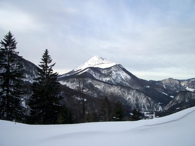 Ötscher von der Mariazellerbahn zwischen Gösing und Annaberg aus (31. Jän.)