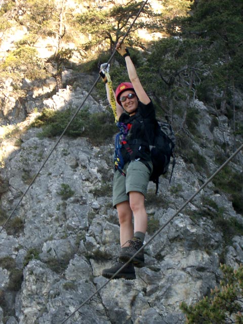 Carmen auf der Seilbr&uuml;cke