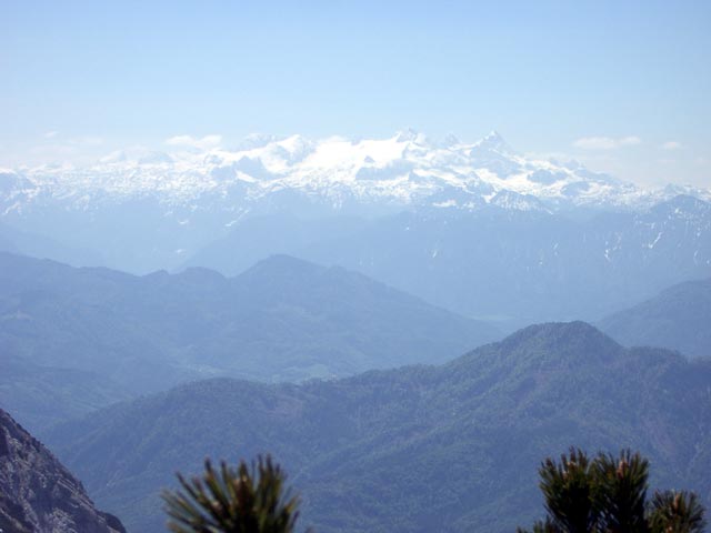 Dachstein vom Gr&uuml;nalm Kogel aus (30. Mai)