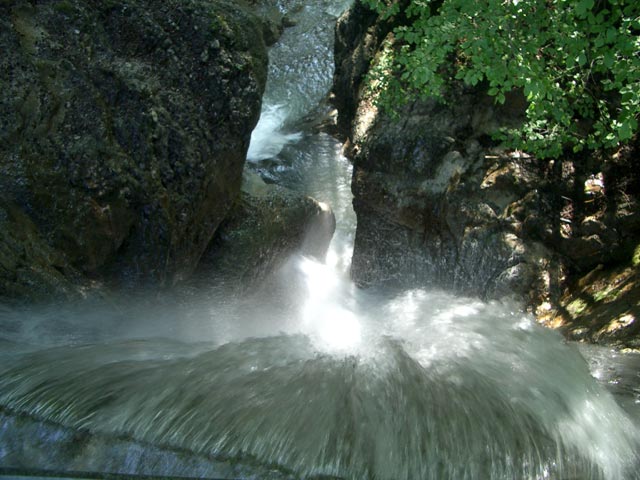 Emmebach von der Bogenbr&uuml;cke aus