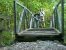 Carmen und ich auf der Bogenbrücke