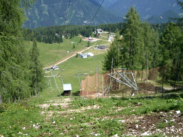 H&ouml;sslift und Bergstation des Almlifts (5. Juli)