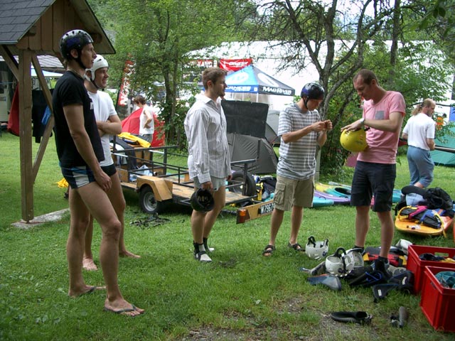 Volker, Bj&ouml;rn, Markus, Gernot, Daniel und Sascha im Wildwasserzentrum Wildalpen (24. Juli)