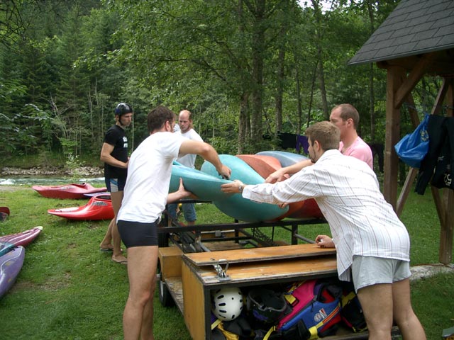 Volker, Bj&ouml;rn, Sascha, Markus und Daniel im Wildwasserzentrum Wildalpen (24. Juli)