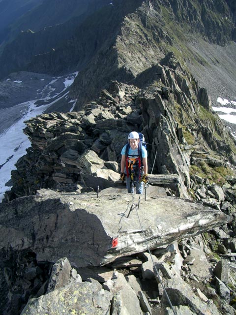 Daniela am Gipfelaufbau der Rinnenspitze (8. Aug.)