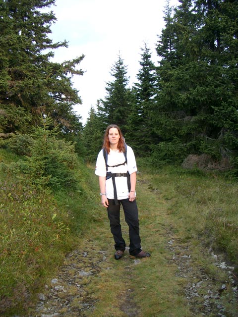 Daniela auf Weg 308 zwischen Klippitzt&ouml;rl und J&auml;gerstube (4. Sep.)