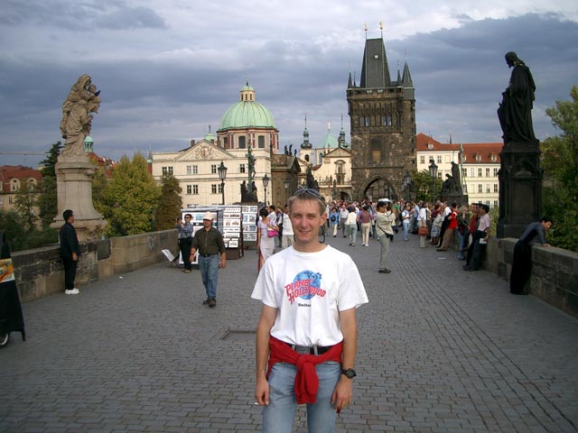 Ich auf der Karlsbrücke