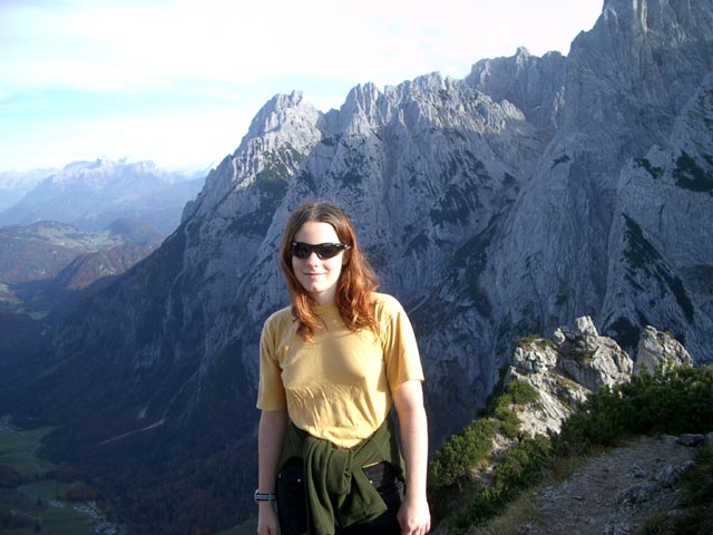 Daniela zwischen Stripsenjochhaus und Stripsenkopf (23. Okt)