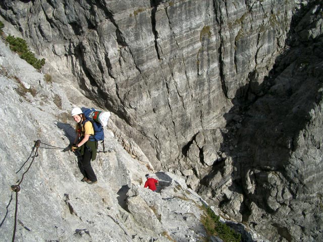 Jubil&auml;umssteig: Daniela zwischen erster Querung und Graben (25. Okt)