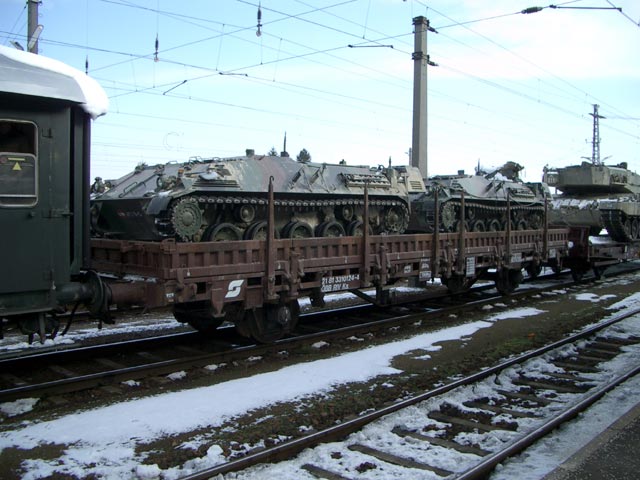 Militärzug in Tulln (4. Feb.)