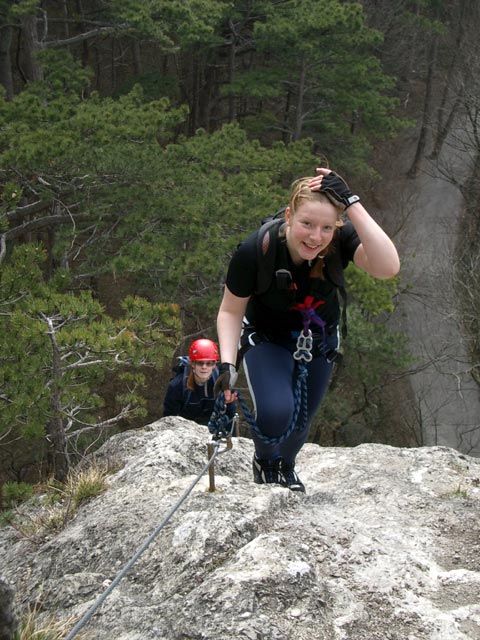 M&ouml;dlinger Klettersteig: Daniela und Yasmin