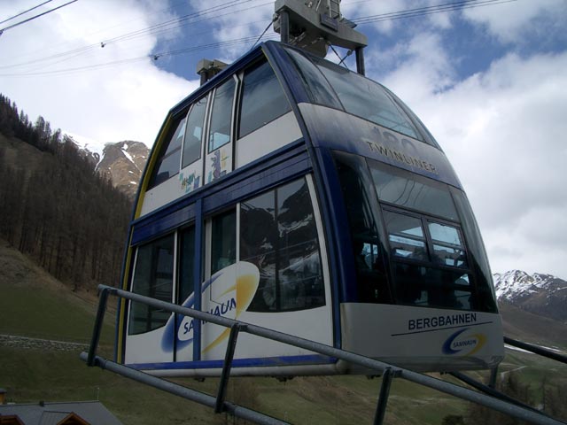 Doppelst&ouml;ckige Pendelbahn (13. Apr.)