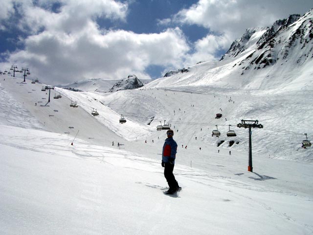 Markus neben der Piste 24 (15. Apr.)