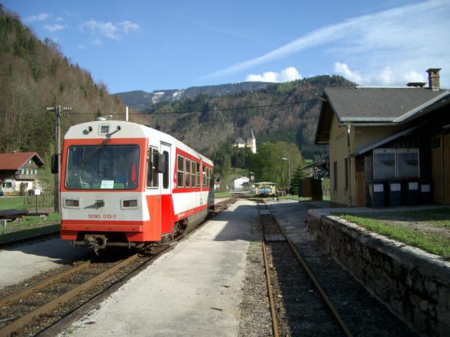 5090 013-3 als R 6914 im Bahnhof Gro&szlig;hollenstein