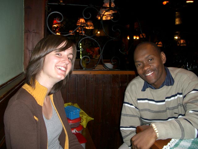 Katarina und Farayi im Sch&uuml;bel-Auer