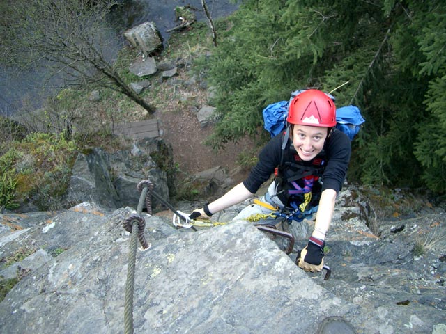 Reinhard-Schiestl Klettersteig: Carmen in der Einstiegswand