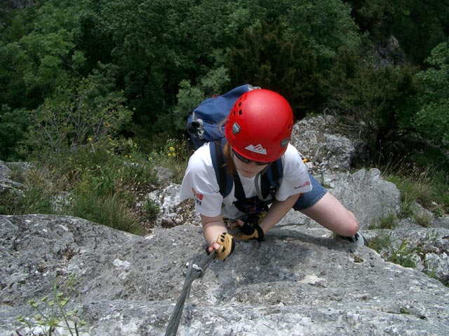 Daniela am zweiten steilen Pfeiler