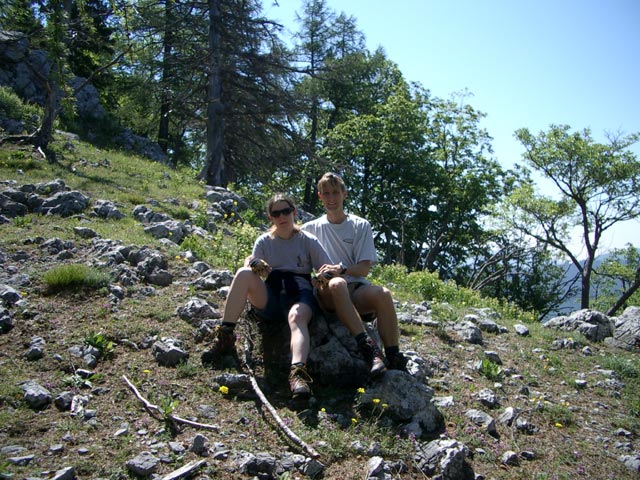 Daniela und ich zwischen Drachenh&ouml;hle und R&ouml;thelstein