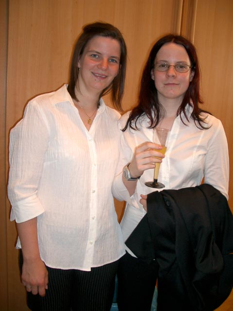 Nadja und Daniela in der HTL Rennweg