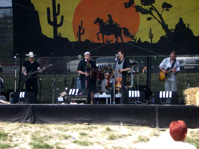 Cajun Pioneers auf der Country-B&uuml;hne (25. Juni)