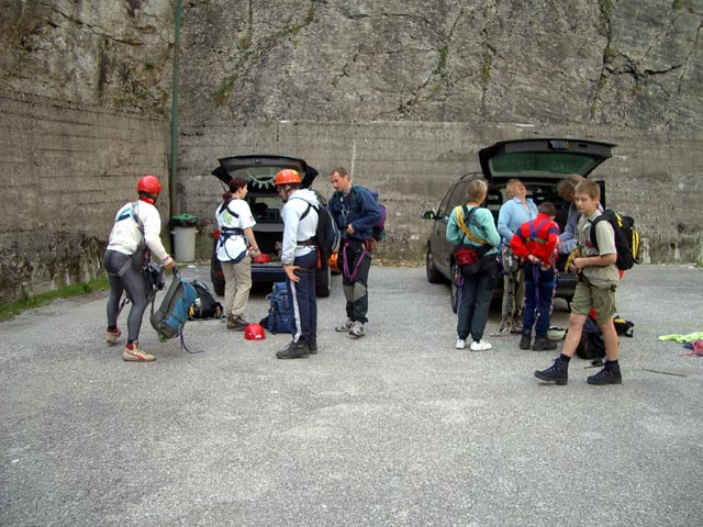 Paulus, Daniela, Alexander, Erich, Helga, Edith, Christoph, Irmgard und Matthias am Plöckenpass, 1.360 m (13. Juli)