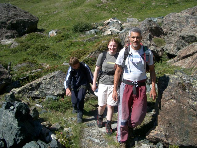 Sebastian, Yasmin und Josef im Holdenk&uuml;chele (15. Juli)