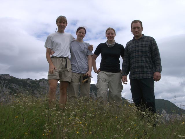 Ich, Daniela, Yasmin und Erich am Sunnwendk&ouml;pperl, 1.746 m