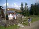 Erich, Erich und Daniela bei der Gablonzer Hütte, 1.522 m (19. Aug.)