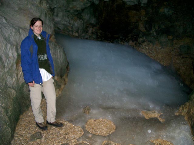 Daniela in der Krippensteinschutzh&ouml;hle (27. Aug.)