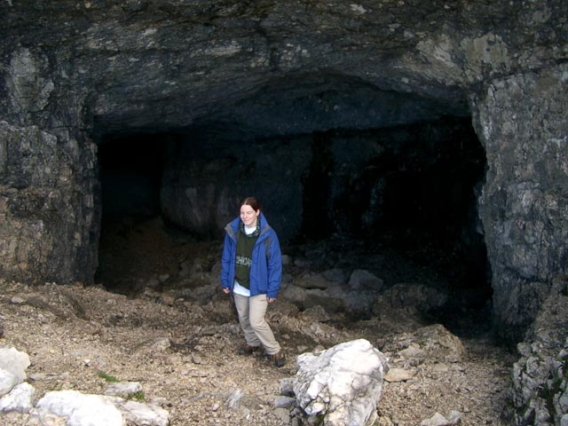 Daniela in der Krippensteinschutzh&ouml;hle (27. Aug.)