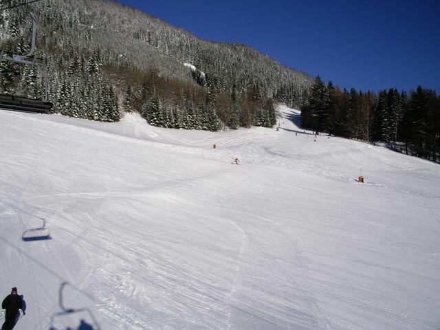 Abfahrt des 4er Sessellifts Hennesteck