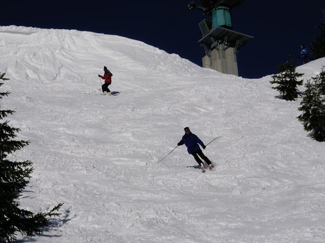 Sonja und Andreas bei der Bergstation des Almlifts