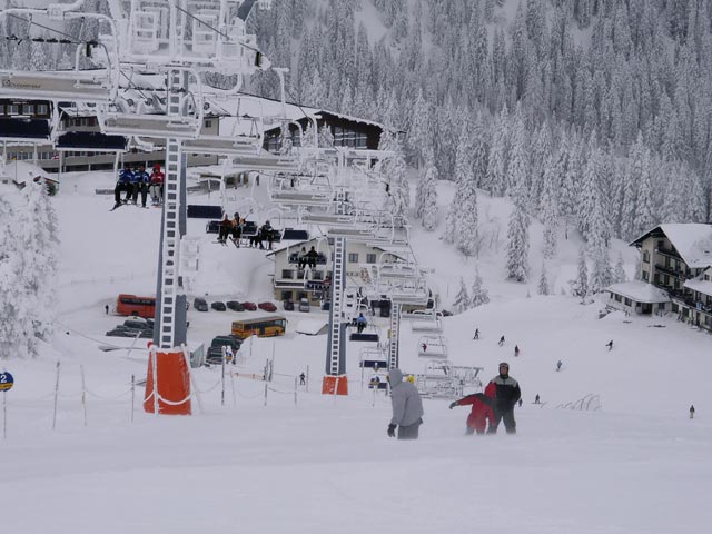 Farayi, Sonja und Markus am &Uuml;bungshang