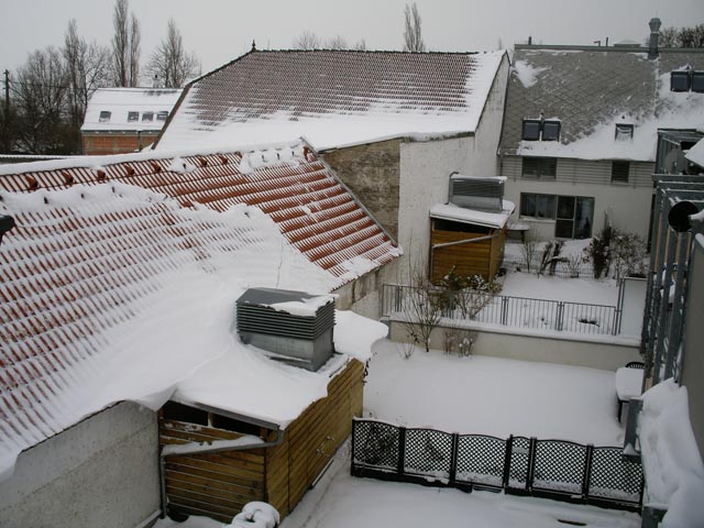 meine Wohnhausanlage (30. Dez.)