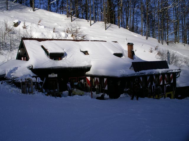 Lilienfelder Hütte, 956 m