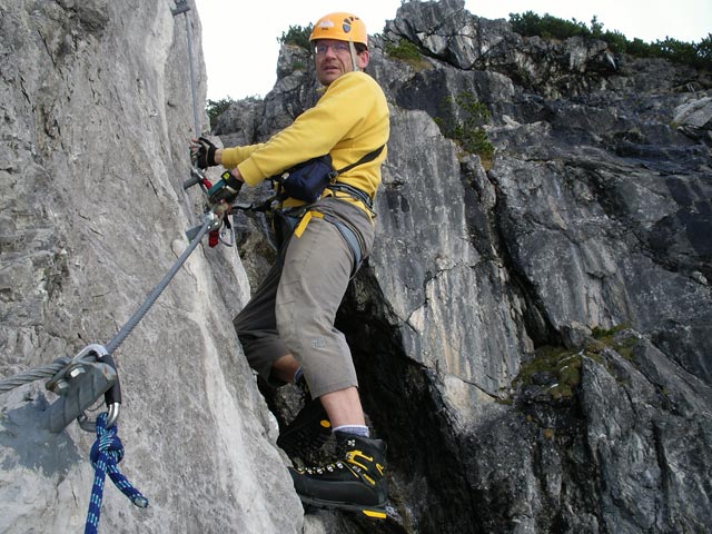 Axel am Übungsklettersteig 'ALPIN live'