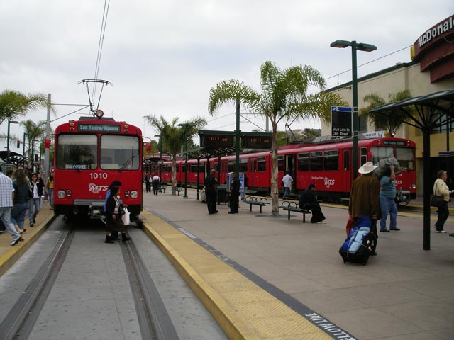 San Diego Trolley in der Haltestelle San Ysidro (7. Mai)