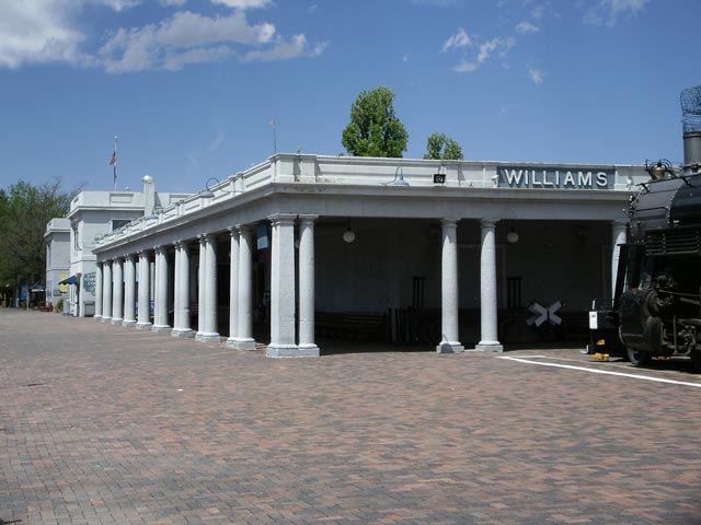 Williams Depot (17. Mai)