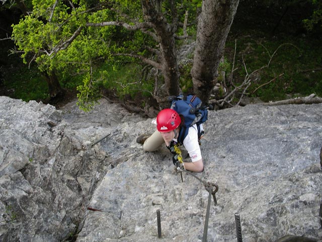 Via Kapf: Daniela in der Einstiegswand (10. Juni)