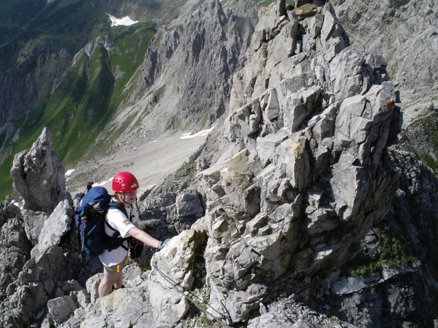 Daniela am Mindelheimer Klettersteig zwischen 2. Schafalpenkopf und 3. Schafalpenkopf (1. Juli)