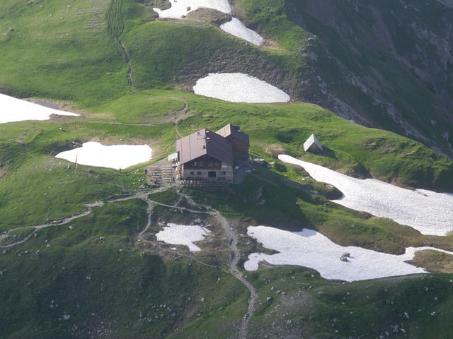 Fiderepaßhütte vom 3. Schafalpenkopf aus (1. Juli)