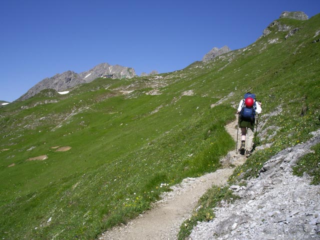 Daniela zwischen Oberer Angererhütte und Mindelheimer Hütte (2. Juli)