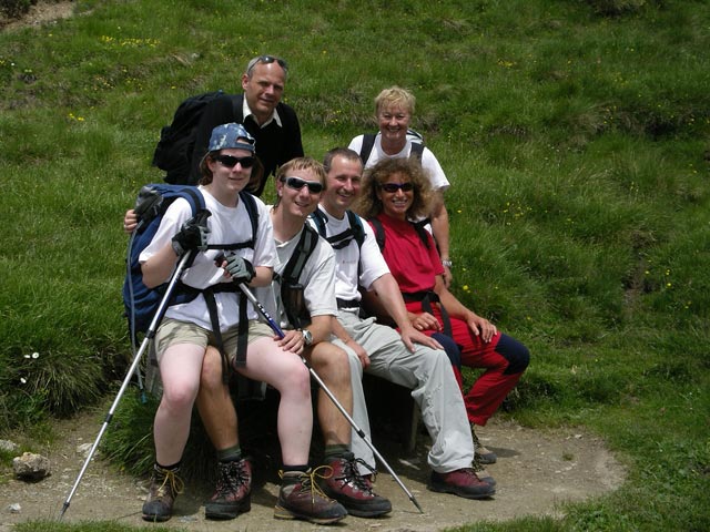 Daniela, Gerhard, ich, Erich, Edith und Irmgard zwischen Niwanólkopf und Roßbichl (14. Juli)