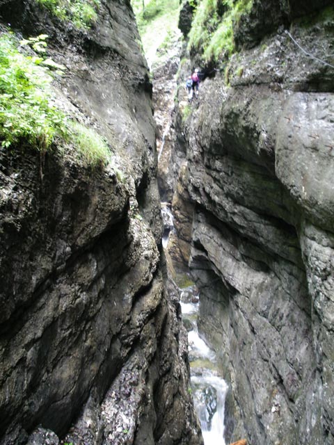 Klettersteig Postalmklamm: Carmen und Erich zwischen den Höhlenquerungen und dem Gatt-Sprung