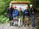 Klettersteig Postalmklamm: Erich, Carmen, Daniela, Herbert und Camillo bei der Übersichtskarte, 741 m